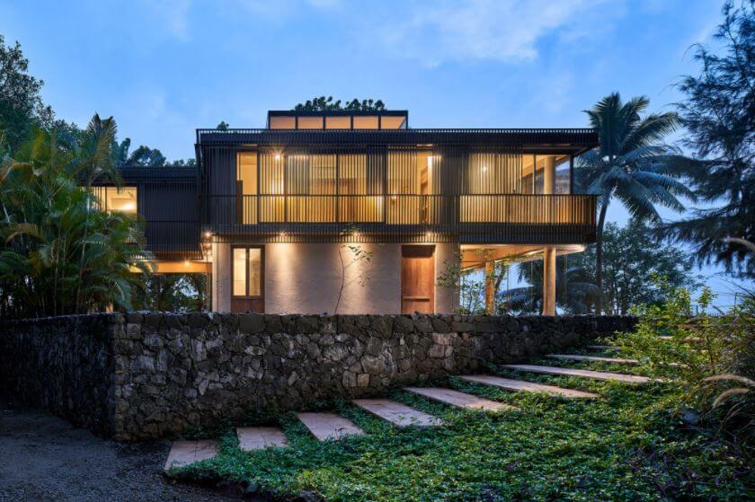 Nhà 2 Tầng Không Gian Mở